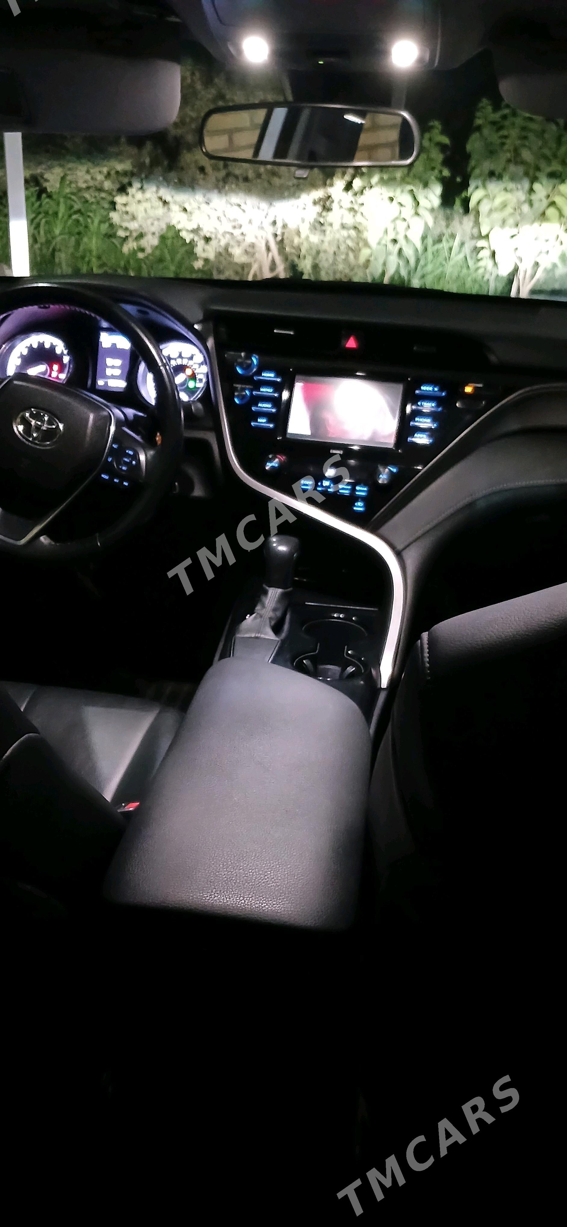 Toyota Camry 2021 - 340 000 TMT - Мары - img 2