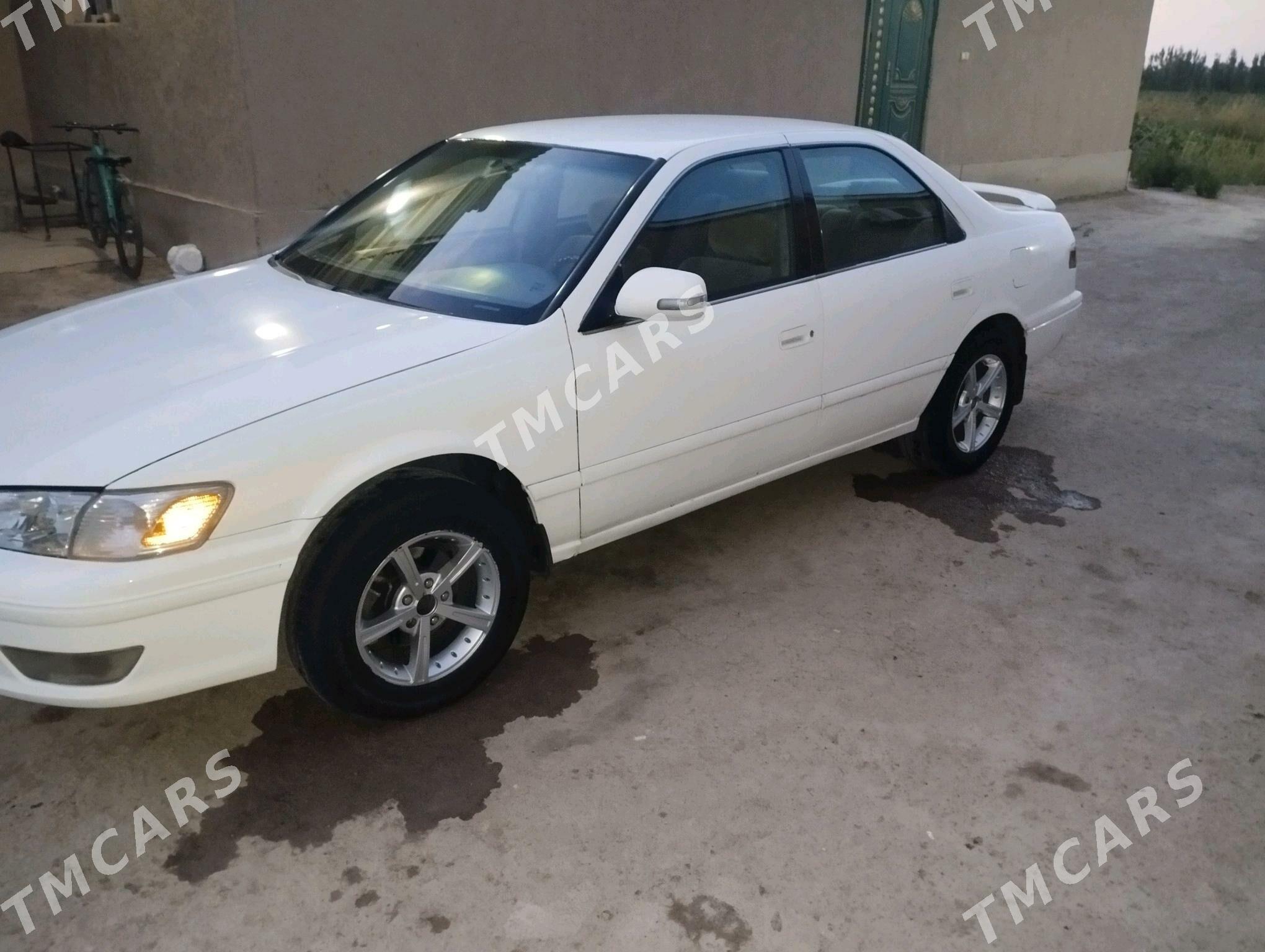Toyota Camry 1999 - 110 000 TMT - Gubadag - img 5