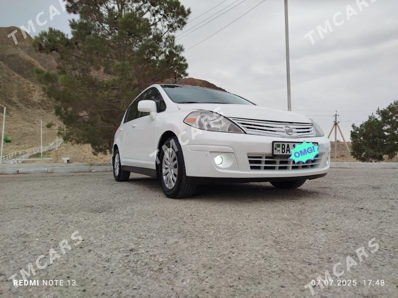 Nissan Versa 2010 - 118 000 TMT - Балканабат - img 4