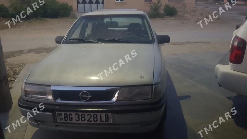 Opel Vectra 1991 - 25 000 TMT - Farap - img 4