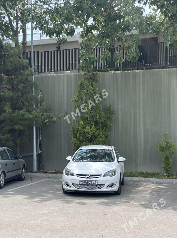 Opel Astra 2014 - 150 000 TMT - Aşgabat - img 2