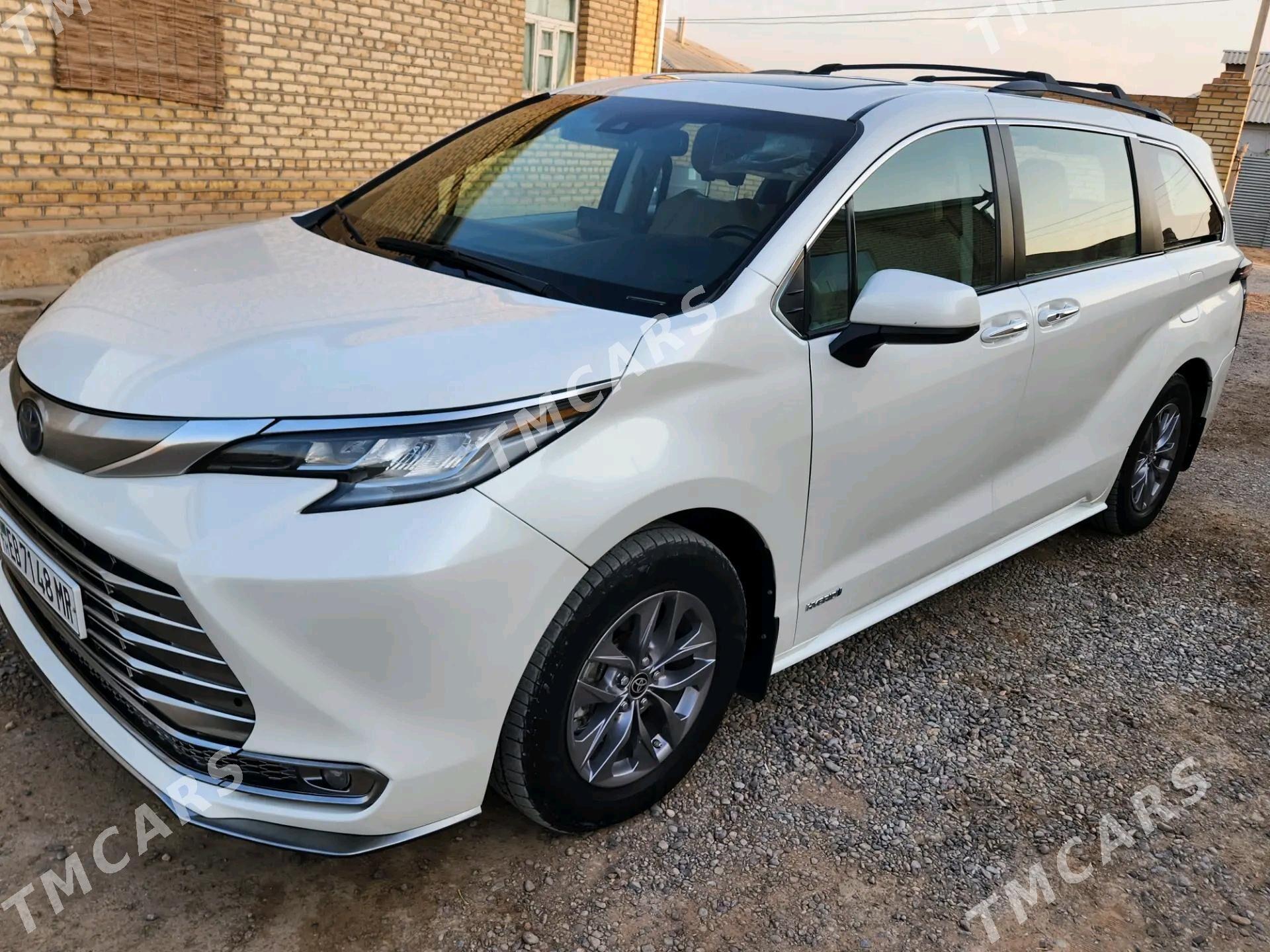 Toyota Sienna 2021 - 540 000 TMT - Мары - img 6