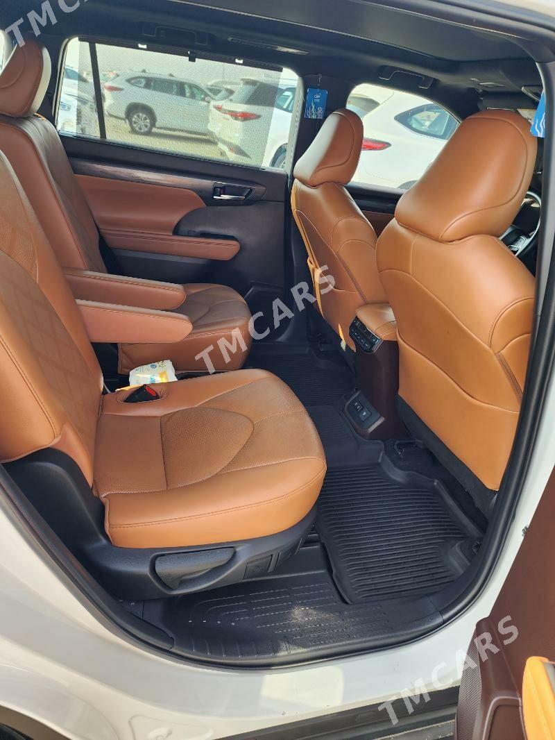 Toyota Highlander 2022 - 840 000 TMT - Aşgabat - img 8