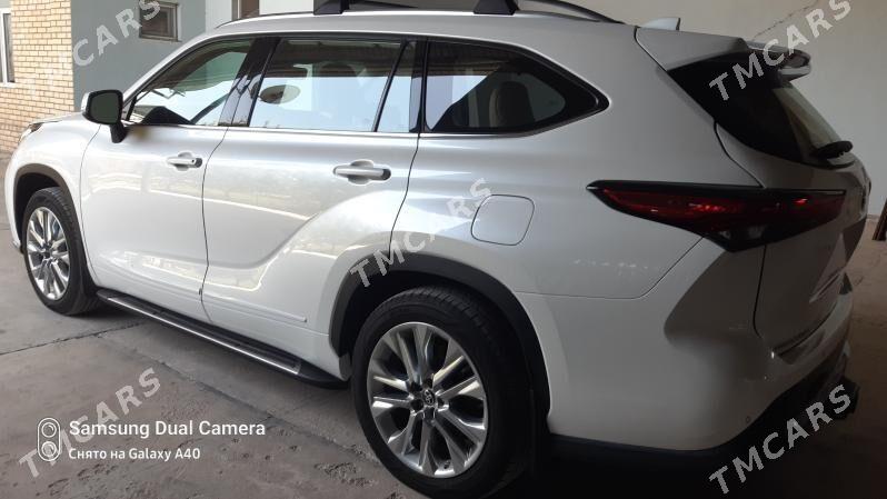 Toyota Highlander 2021 - 585 000 TMT - Мары - img 3