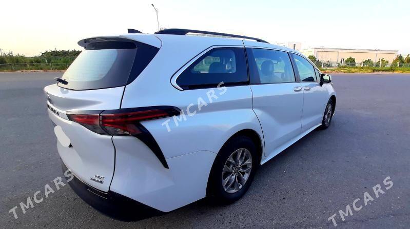 Toyota Sienna 2022 - 660 000 TMT - Türkmenabat - img 3