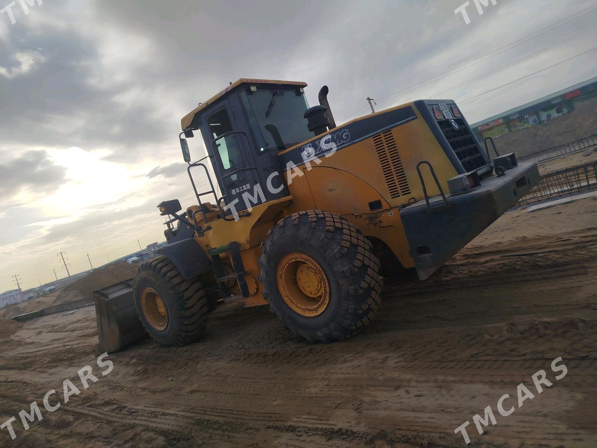 XCMG 500 2011 - 420 000 TMT - Ашхабад - img 3