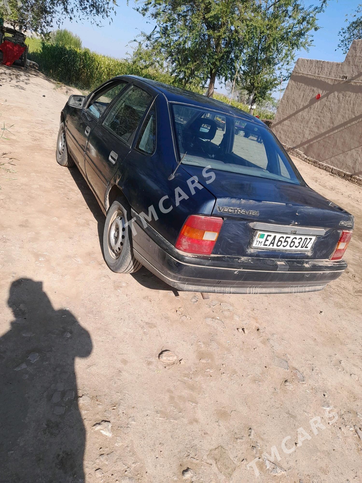 Opel Vectra 1990 - 35 000 TMT - Кёнеургенч - img 2