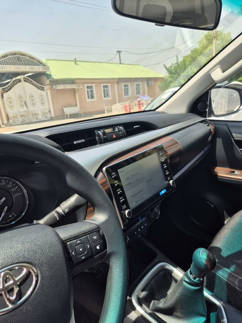 Toyota Hilux 2025 - 670 000 TMT - Ашхабад - img 10