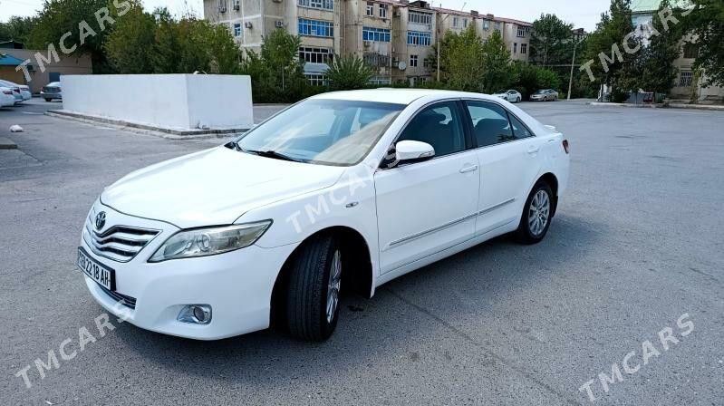 Toyota Camry 2011 - 145 000 TMT - 10 мкр - img 8