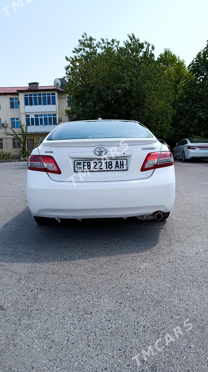 Toyota Camry 2011 - 145 000 TMT - 10 мкр - img 6