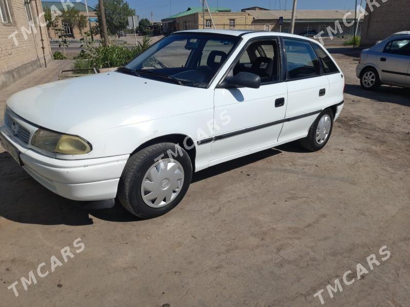 Opel Astra 1995 - 30 000 TMT - Дашогуз - img 8
