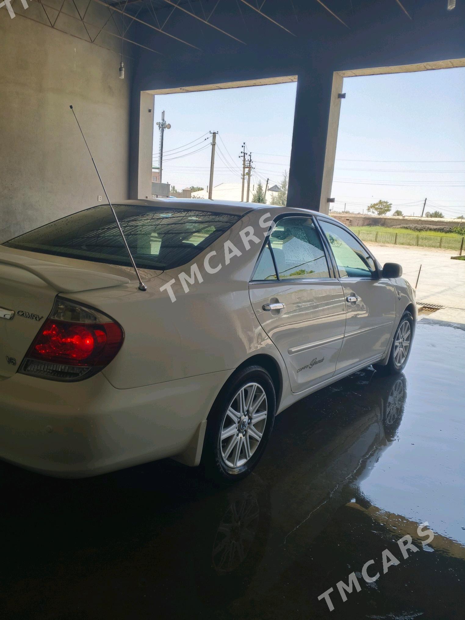 Toyota Camry 2002 - 204 000 TMT - Mary - img 4