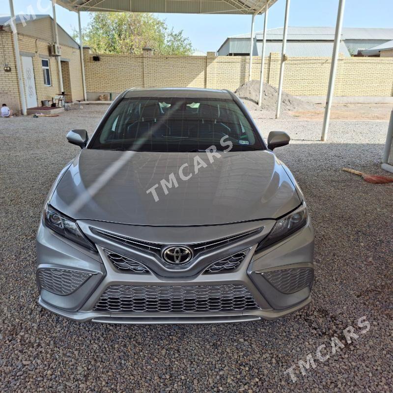Toyota Camry 2021 - 300 000 TMT - Мары - img 3