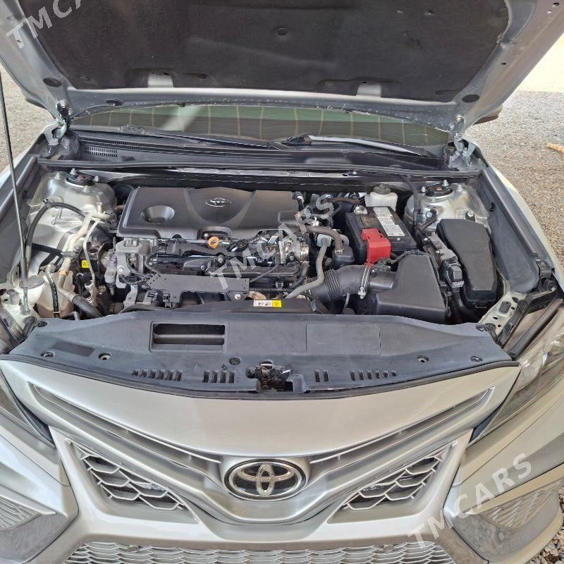 Toyota Camry 2021 - 300 000 TMT - Мары - img 5