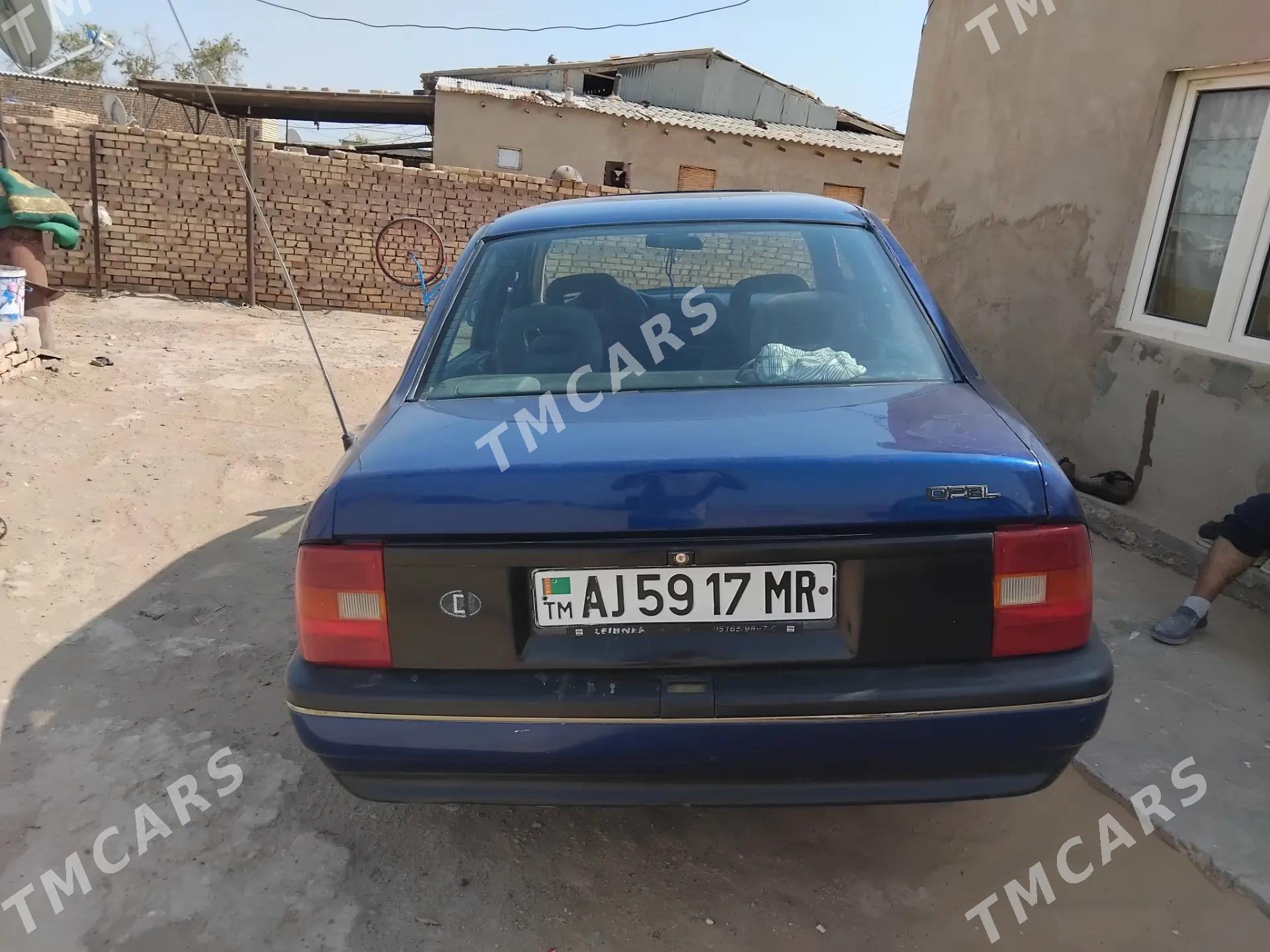 Opel Vectra 1992 - 25 000 TMT - Oguz han - img 5