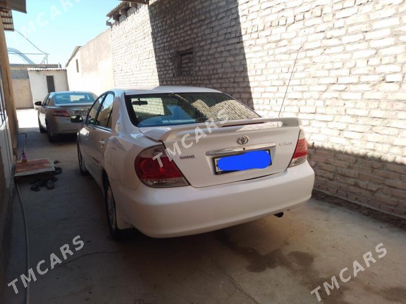 Toyota Camry 2004 - 170 000 TMT - Дашогуз - img 3