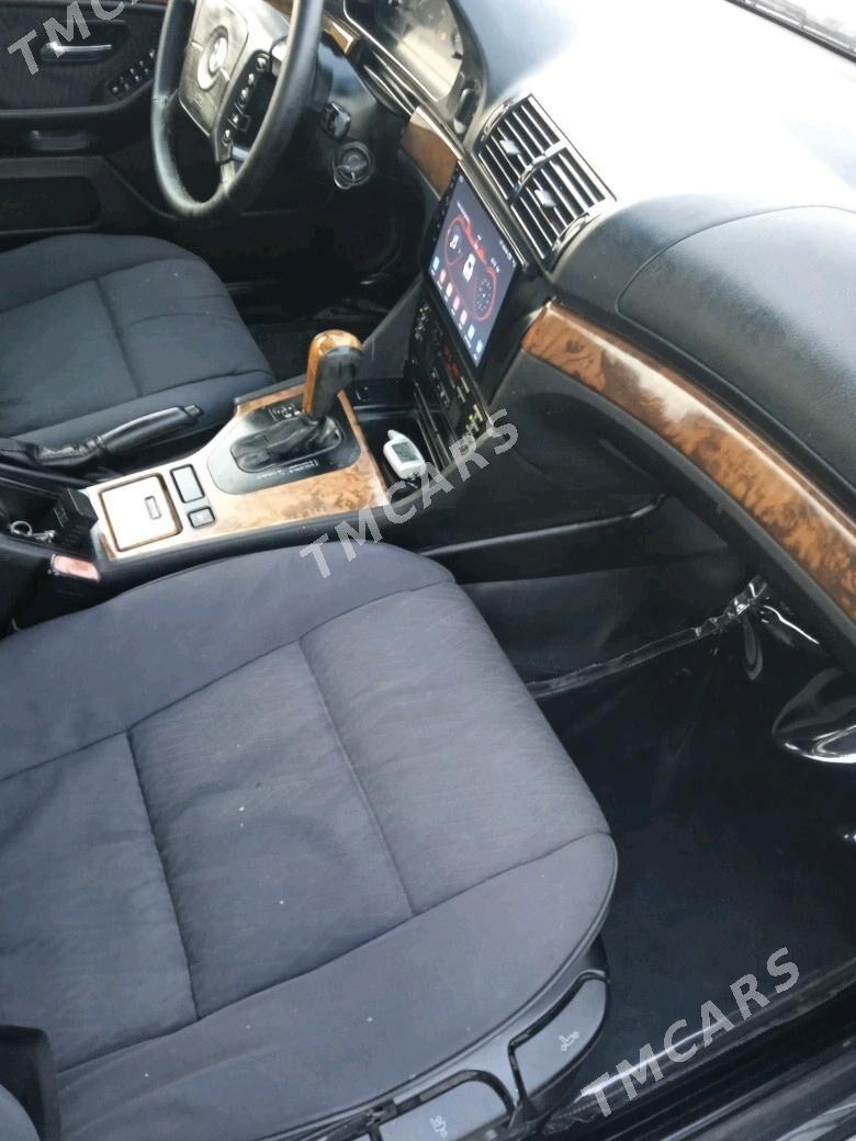 BMW E39 1998 - 87 000 TMT - Балканабат - img 4