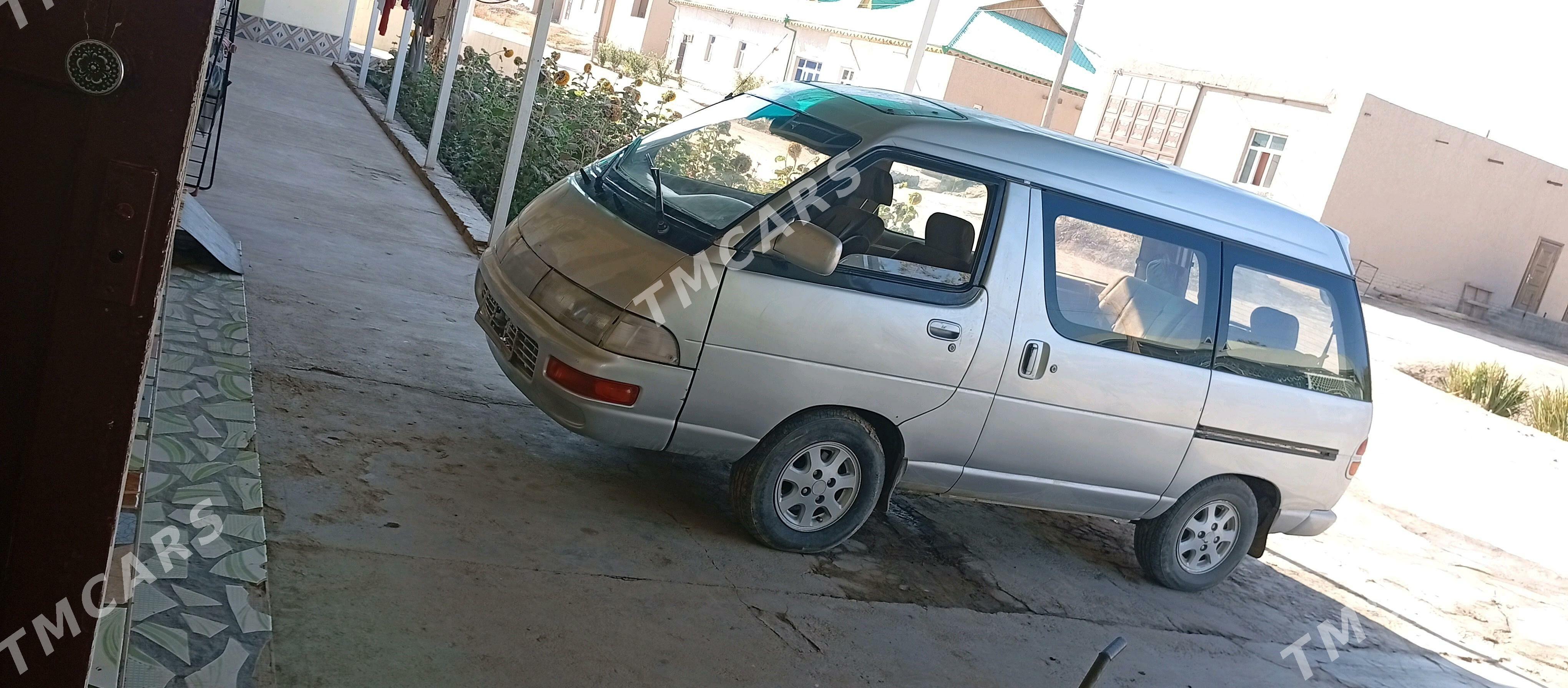 Toyota Town Ace 1993 - 32 000 TMT - Гурбансолтан Едже - img 4