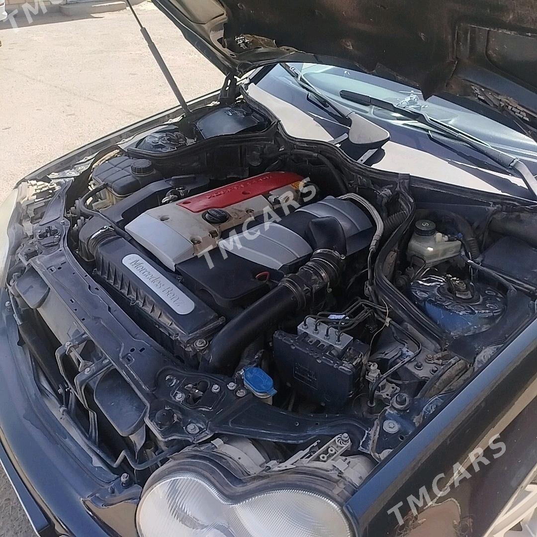 Mercedes-Benz C-Class 2000 - 75 000 TMT - Мары - img 7