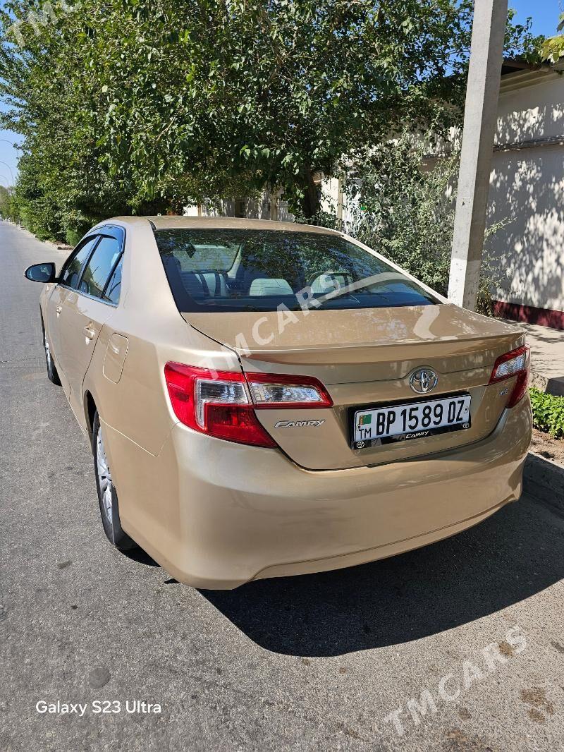 Toyota Camry 2012 - 165 000 TMT - Дашогуз - img 4