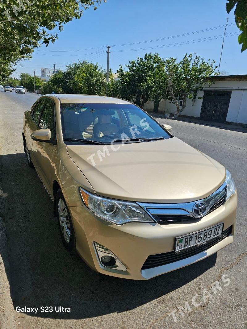 Toyota Camry 2012 - 165 000 TMT - Дашогуз - img 6