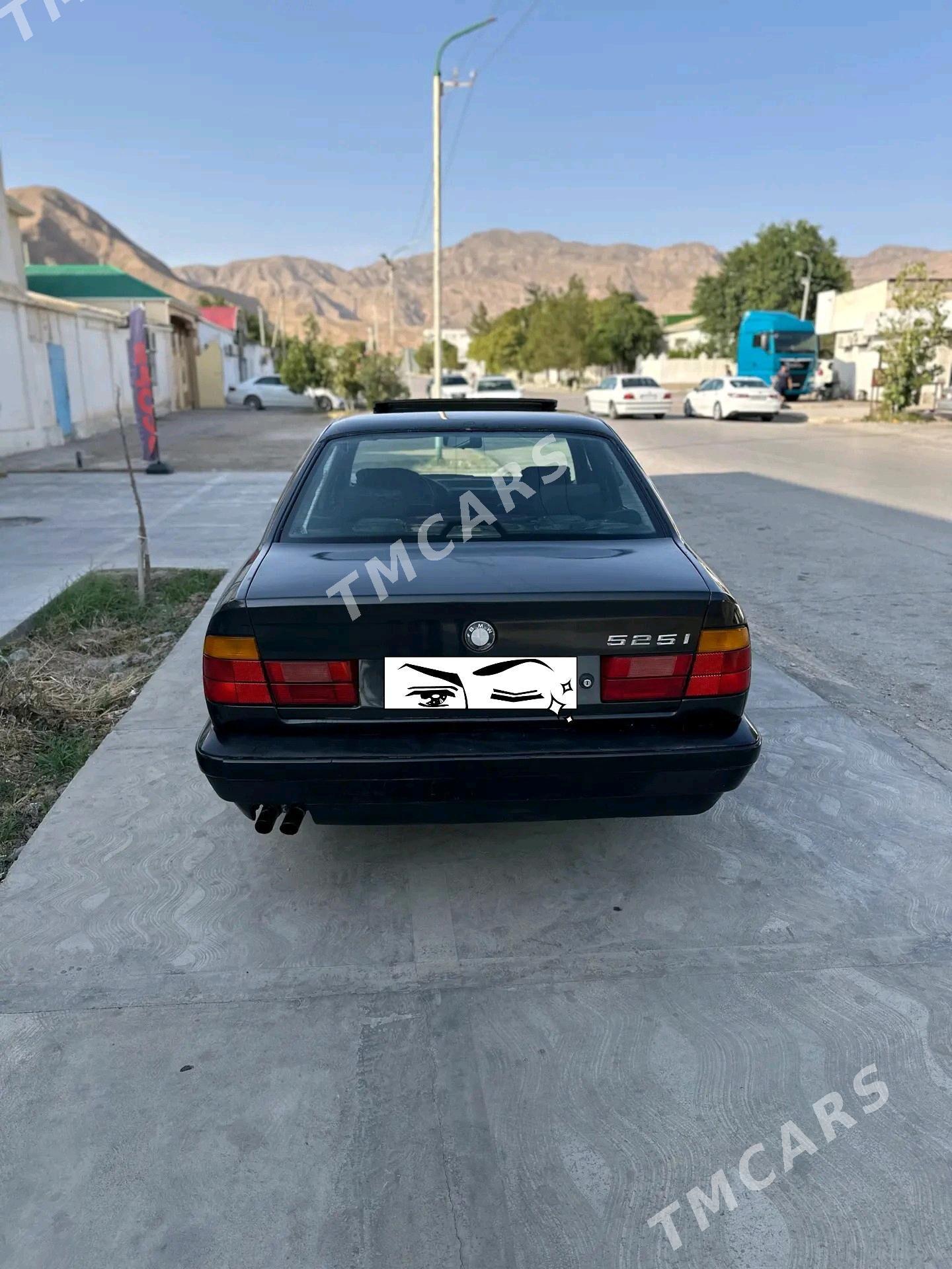 BMW 520 1990 - 49 000 TMT - Балканабат - img 4