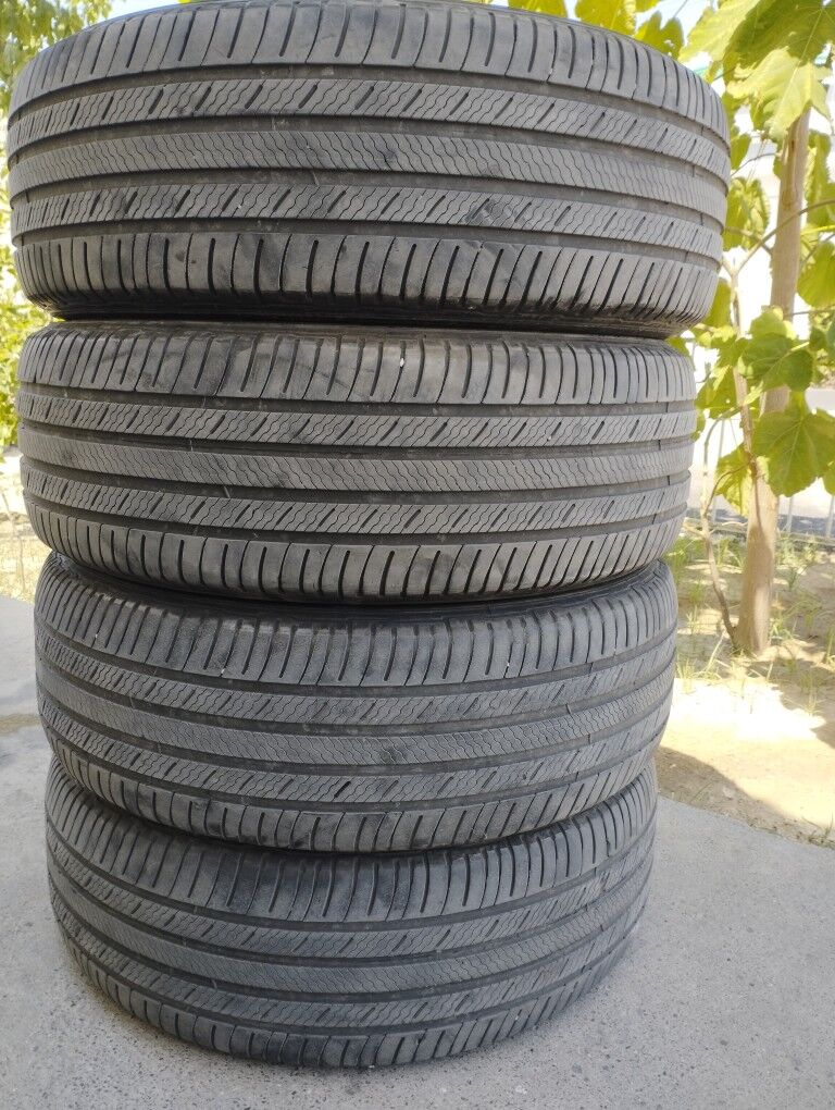 235 55 20 MICHELIN 1 200 TMT - Hitrowka - img 5