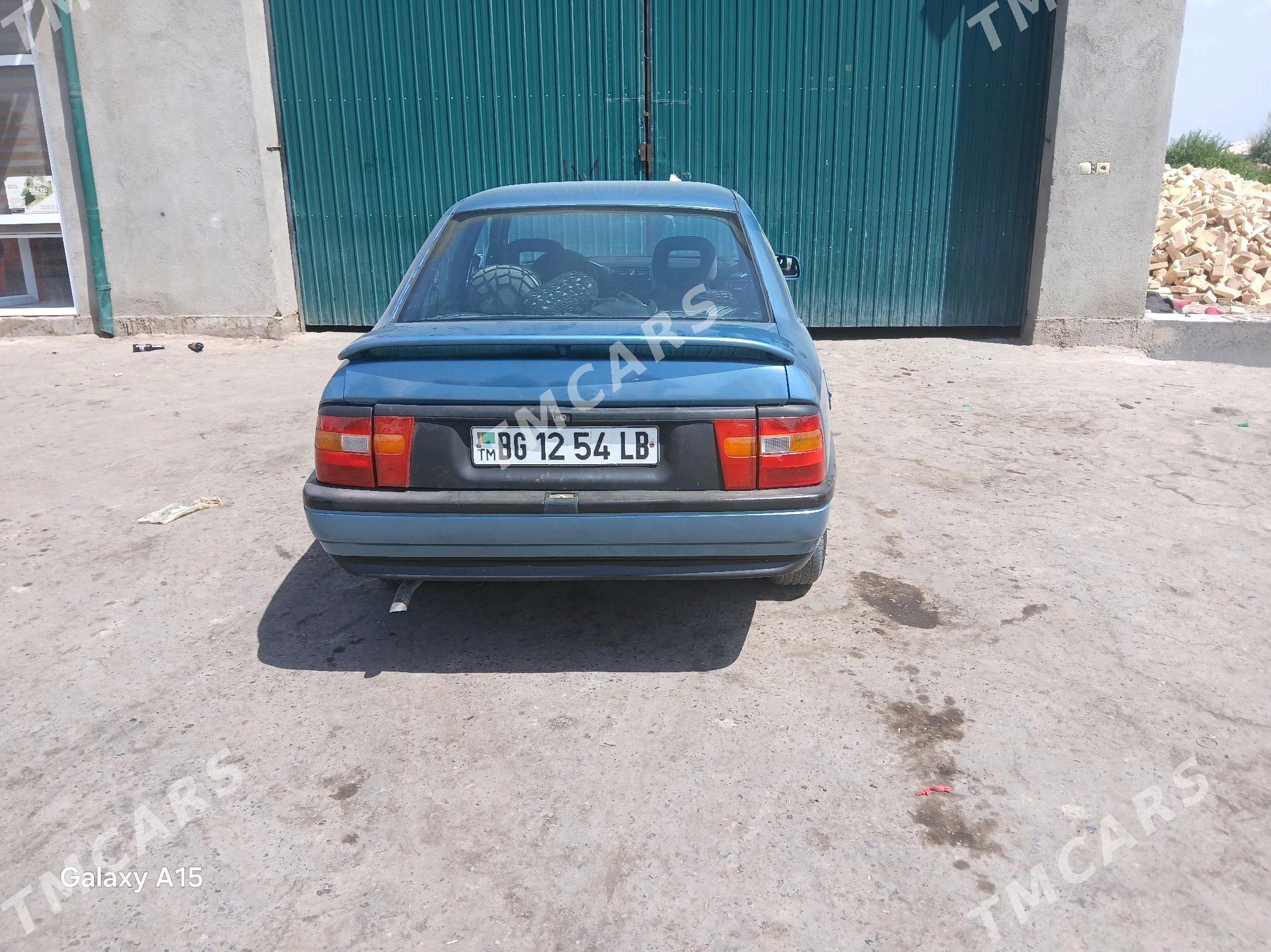 Opel Vectra 1992 - 33 000 TMT - Çärjew - img 3