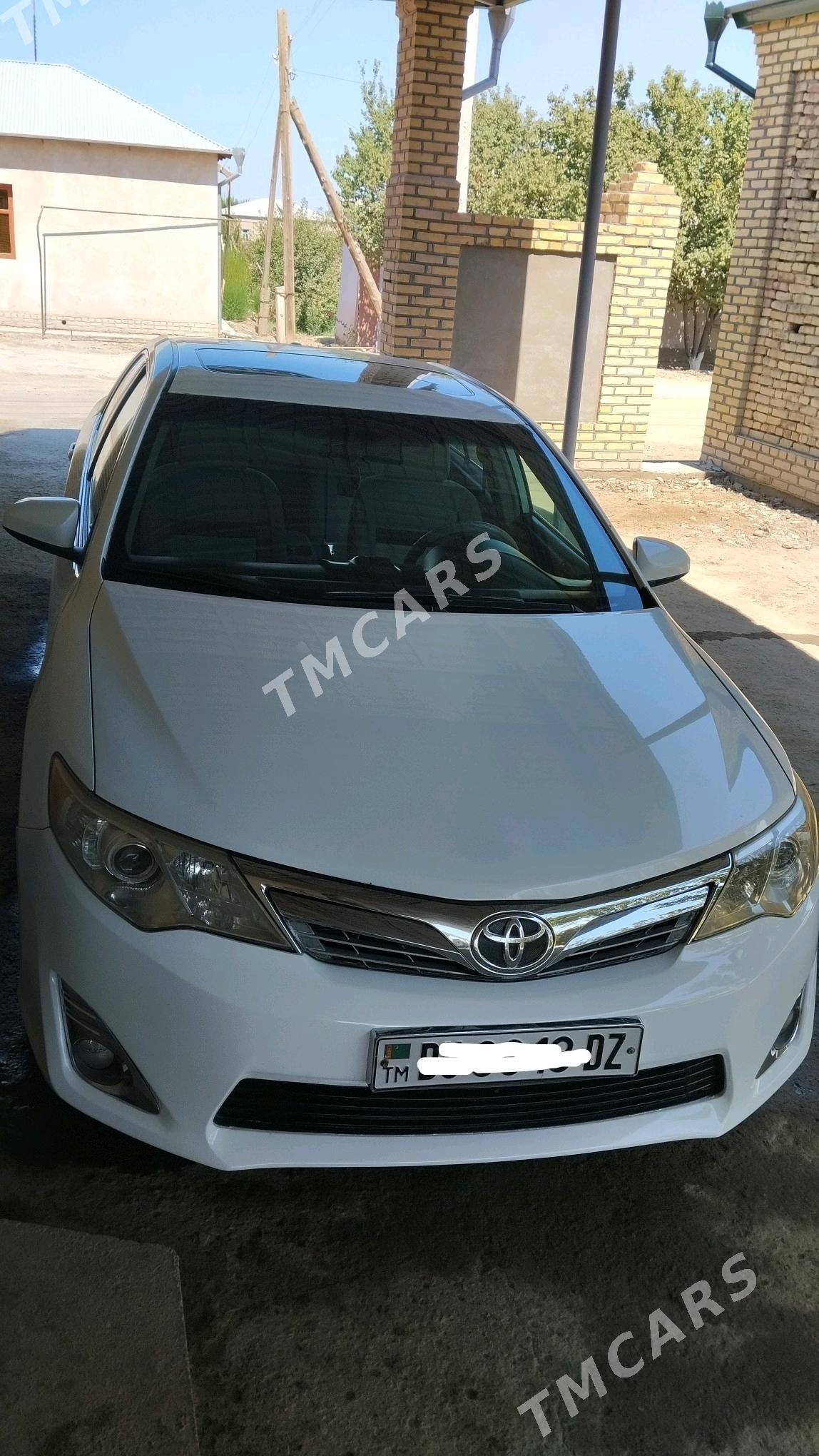 Toyota Camry 2012 - 215 000 TMT - Гороглы (Тагта) - img 4