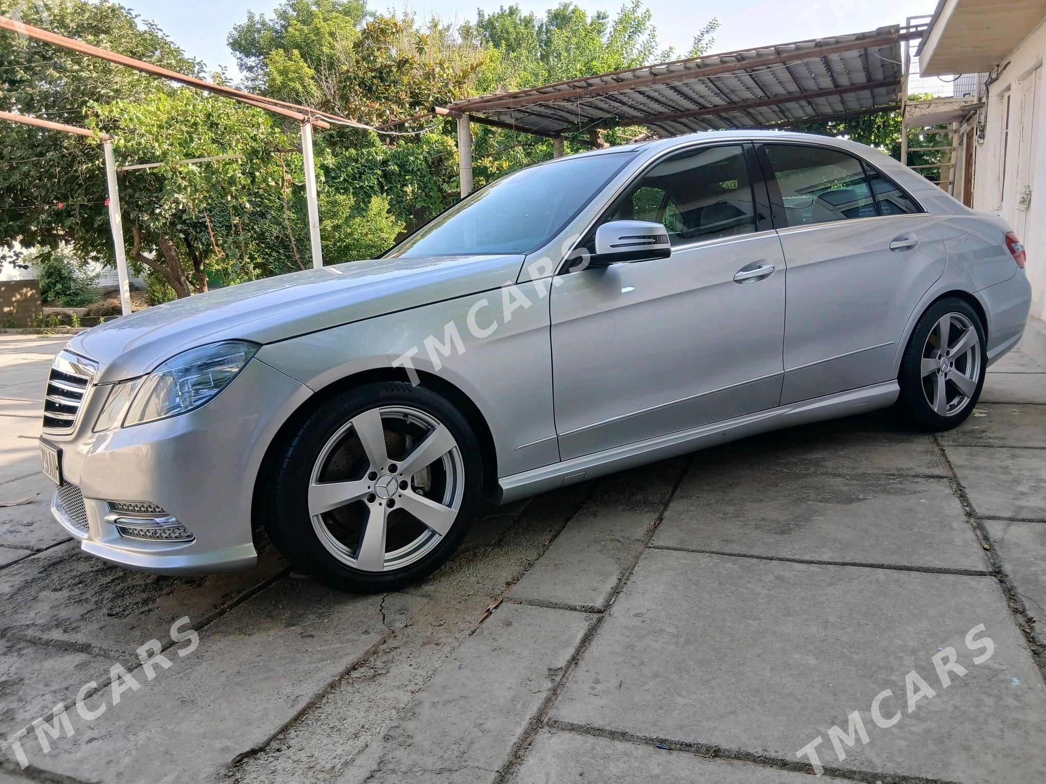 Mercedes-Benz E350 2010 - 250 000 TMT - Änew - img 3