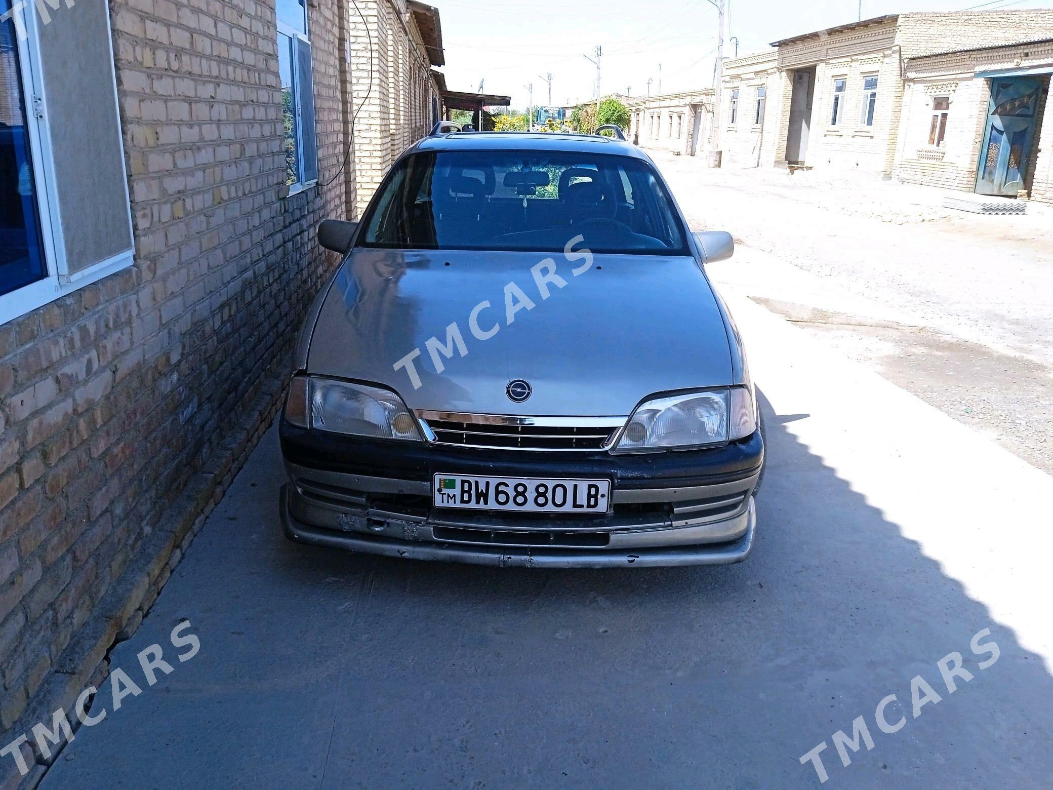 Opel Omega 1993 - 30 000 TMT - Çärjew - img 2
