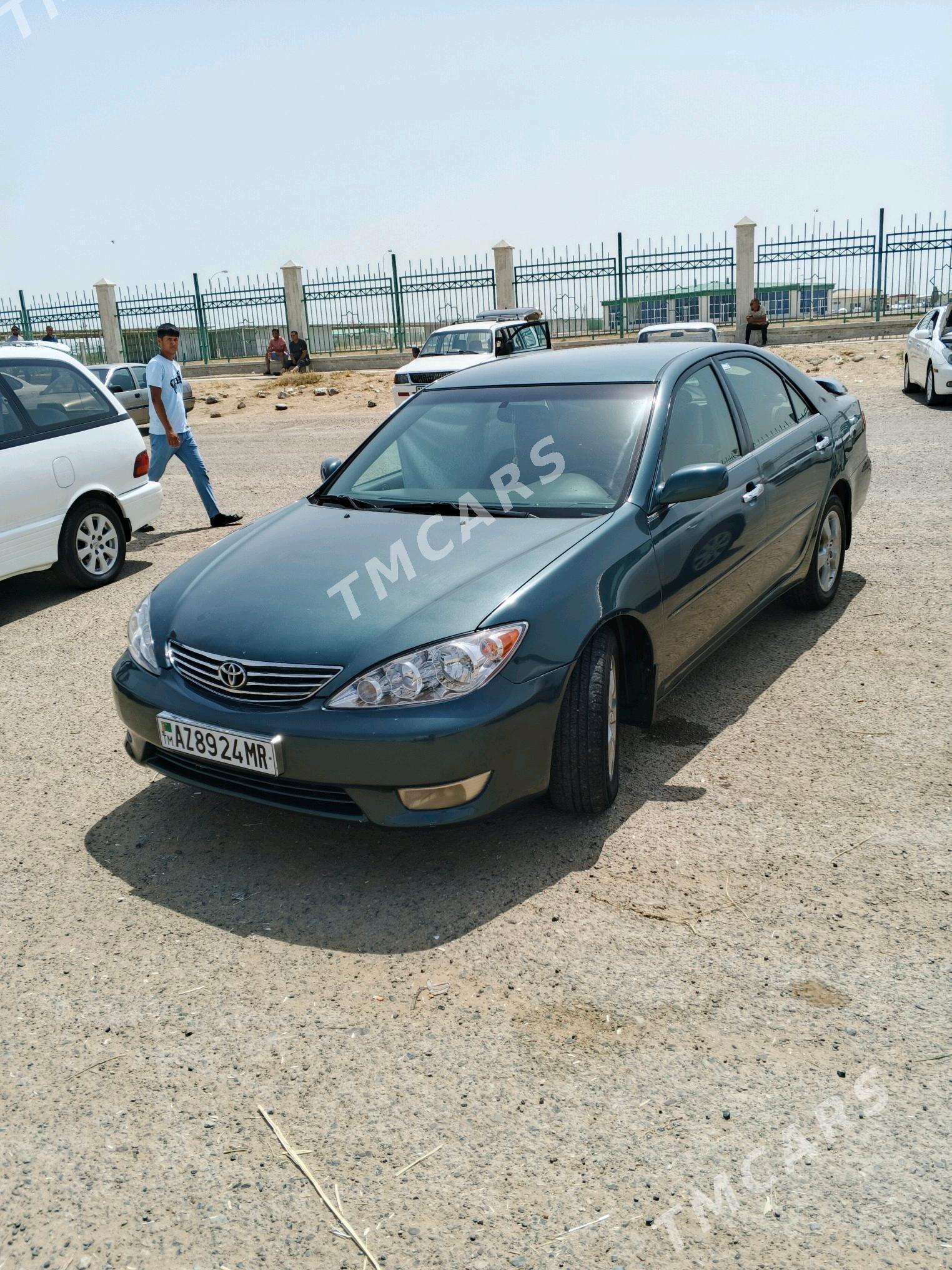 Toyota Camry 2005 - 150 000 TMT - Байрамали - img 8