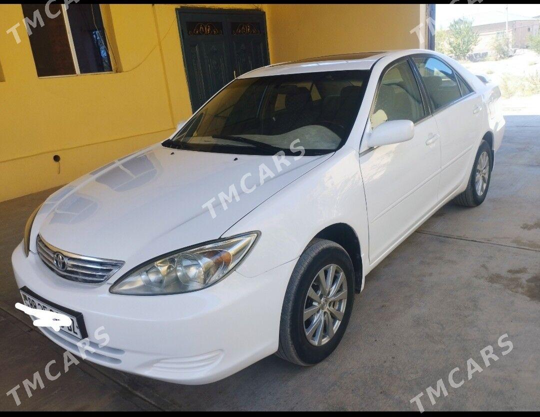 Toyota Camry 2002 - 133 000 TMT - Дашогуз - img 2