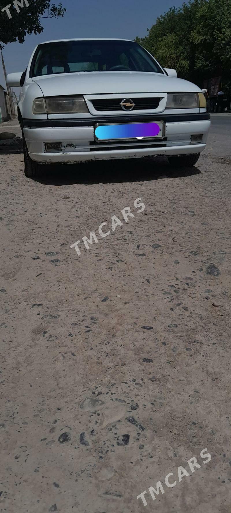 Opel Vectra 1993 - 33 000 TMT - Kaka - img 3