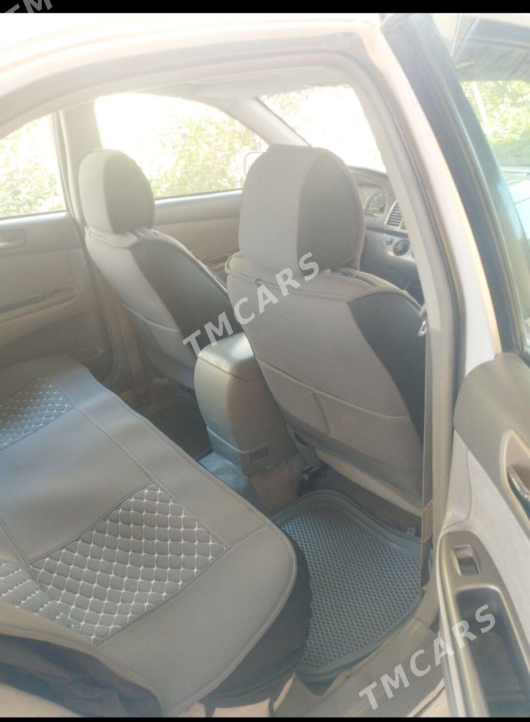 Toyota Camry 2002 - 133 000 TMT - Дашогуз - img 3