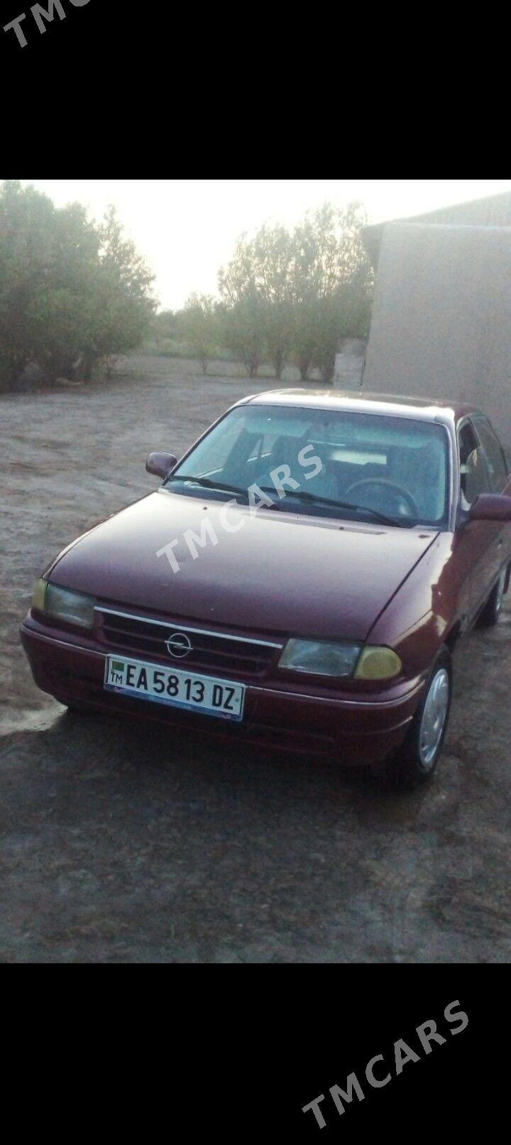 Opel Astra 1993 - 32 000 TMT - етр. Туркменбаши - img 4
