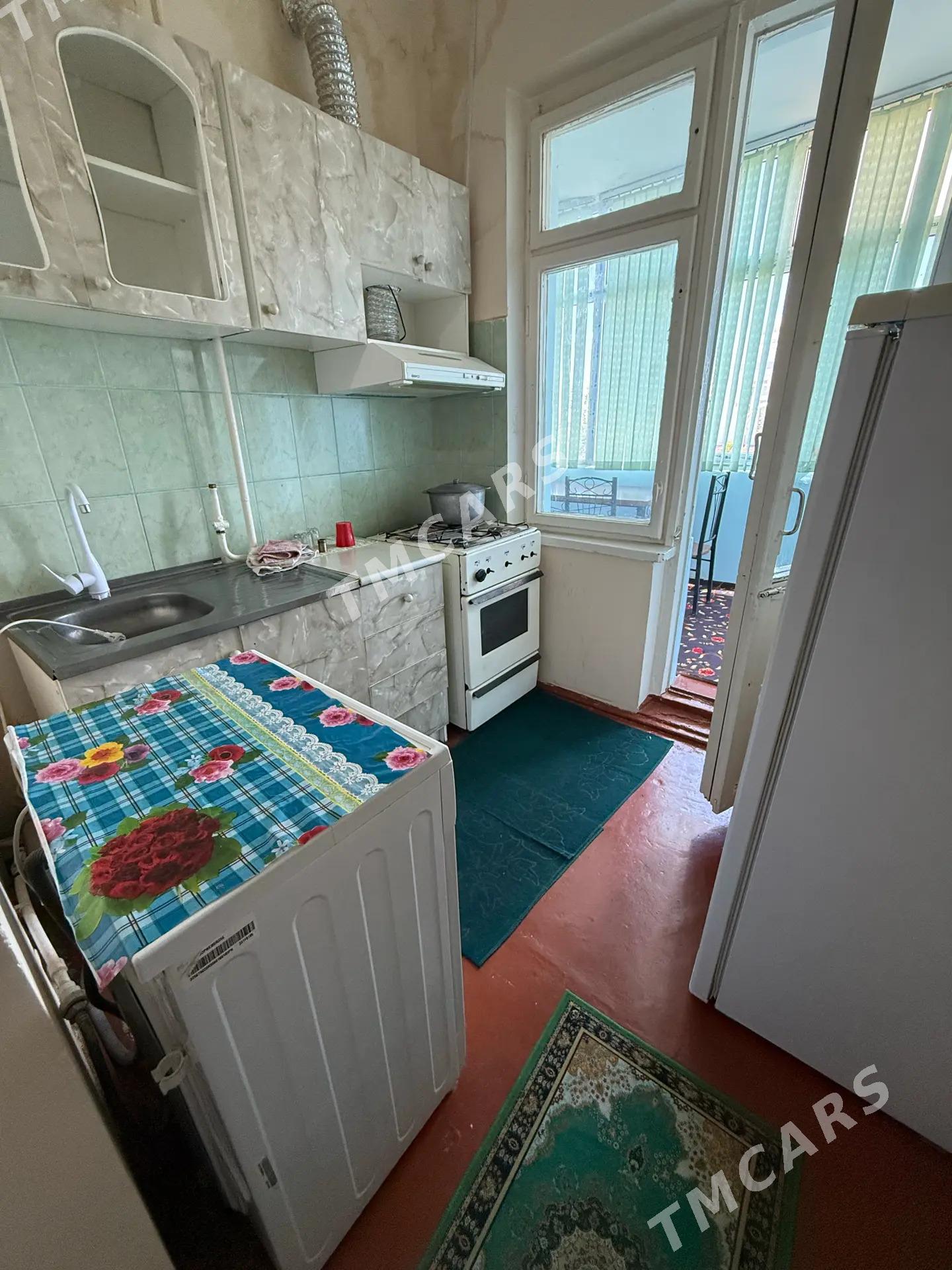 Продаю квартиру 3й микрорайон - Türkmenabat - img 7