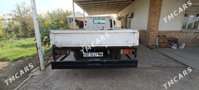 Isuzu Pickup 1993 - 150 000 TMT - Мары - img 7