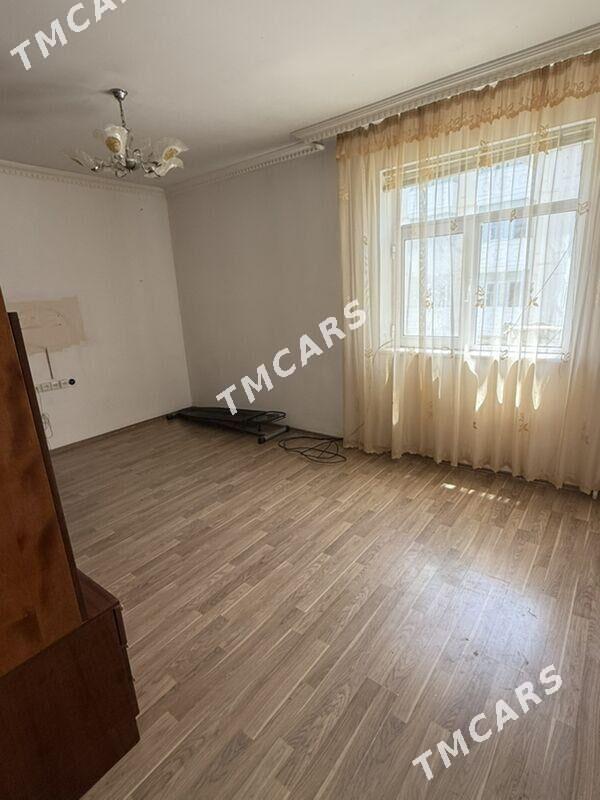 Продаю квартиру по Ниязова - Туркменабат - img 4