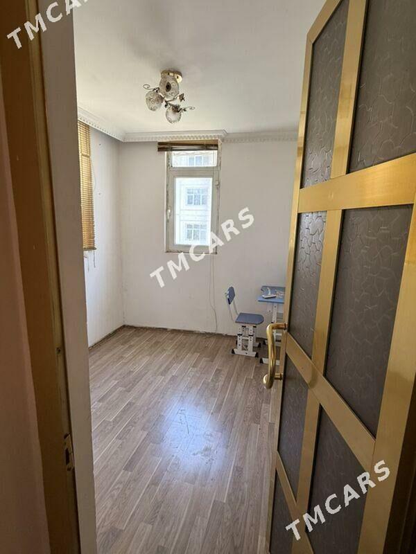 Продаю квартиру по Ниязова - Туркменабат - img 8