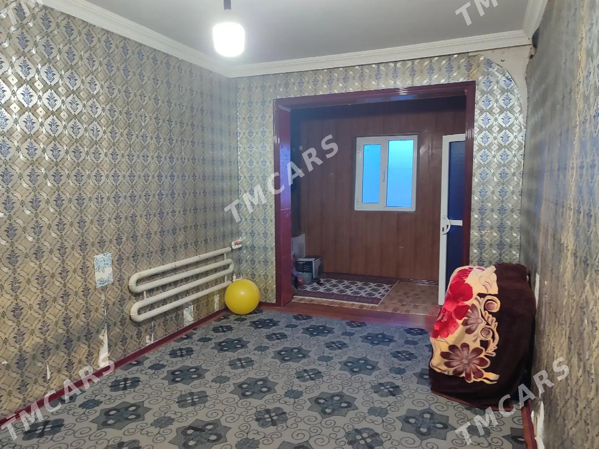 Продаю квартиру 3й микрорайон - Türkmenabat - img 9