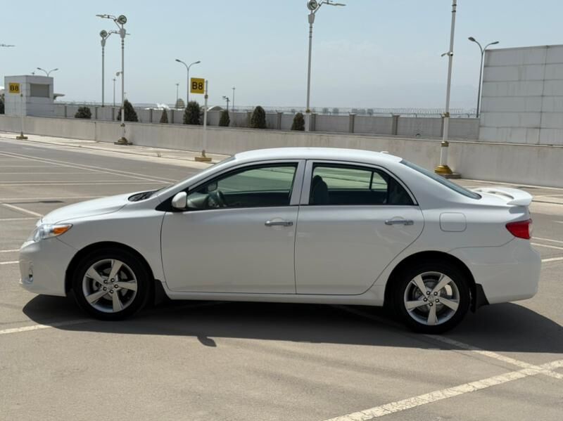 Toyota Corolla 2011 - 147 000 TMT - Aşgabat - img 7