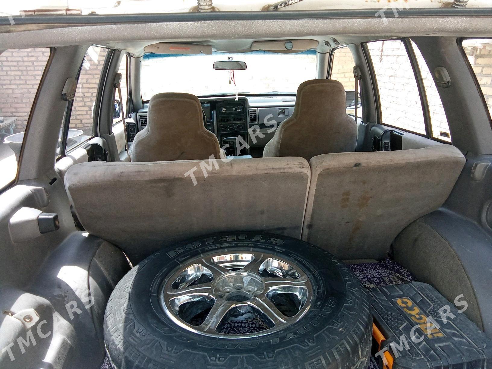 Jeep Grand Cherokee 1993 - 50 000 TMT - Tejen - img 4