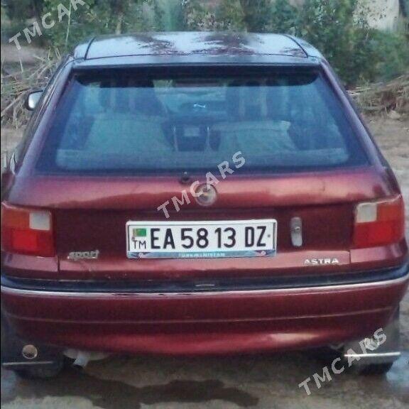 Opel Astra 1993 - 32 000 TMT - етр. Туркменбаши - img 2