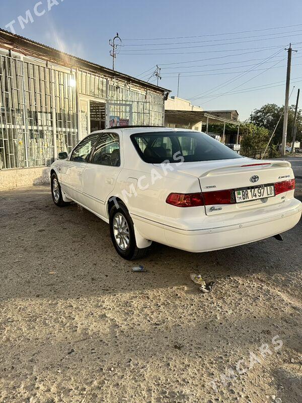 Toyota Camry 2000 - 170 000 TMT - Sakar - img 3