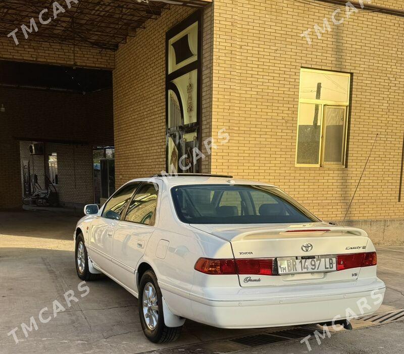 Toyota Camry 2000 - 170 000 TMT - Sakar - img 8