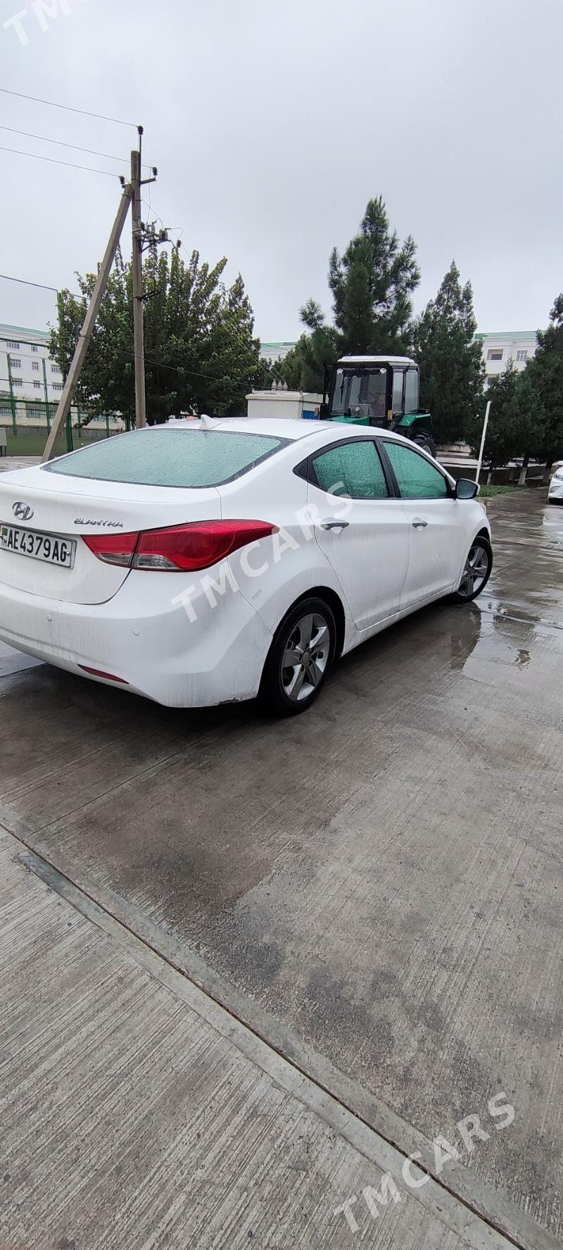 Hyundai Elantra 2011 - 155 000 TMT - Aşgabat - img 4