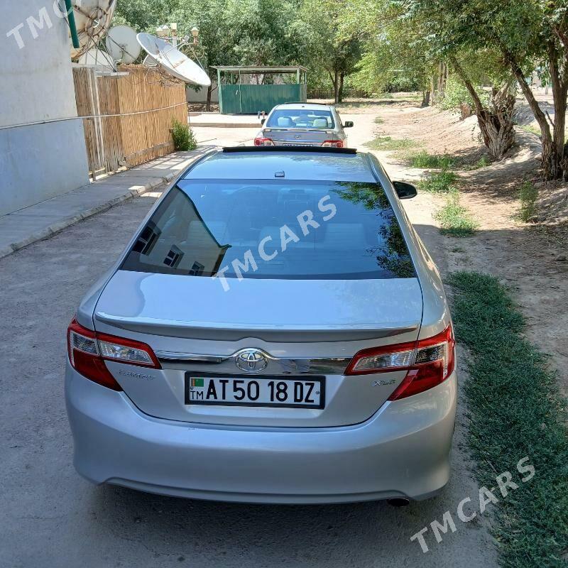 Toyota Camry 2012 - 250 000 TMT - Дашогуз - img 3