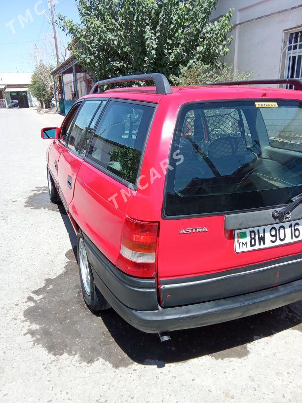 Opel Astra 1993 - 35 000 TMT - Дашогуз - img 5