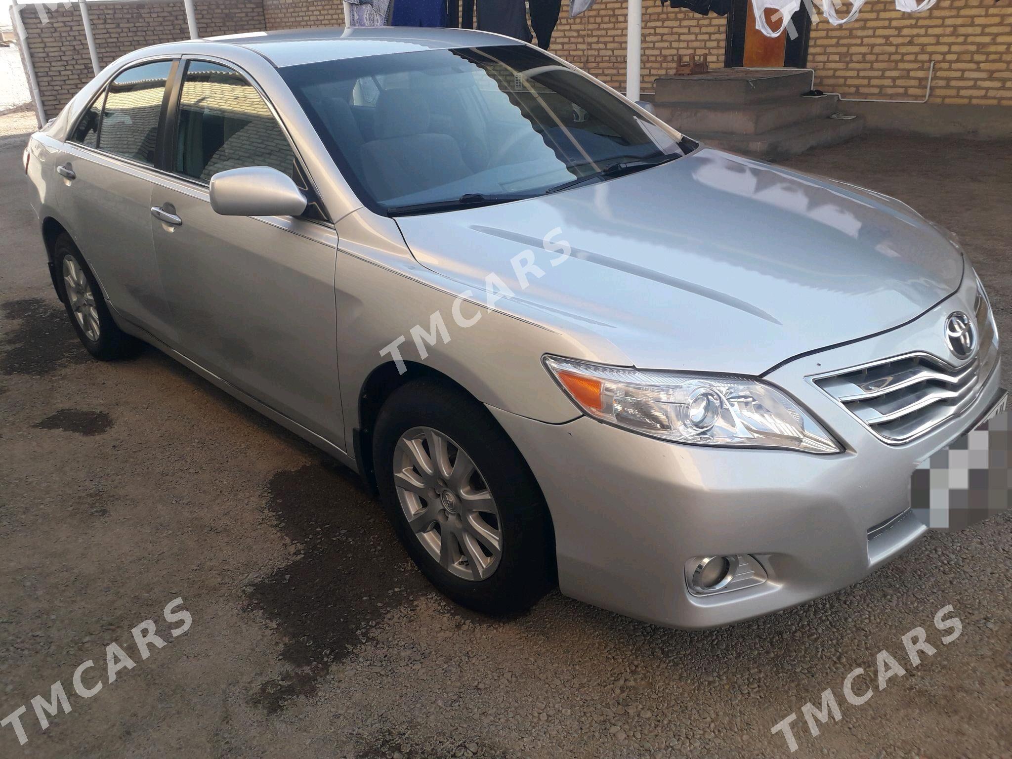 Toyota Camry 2011 - 165 000 TMT - Теджен - img 5